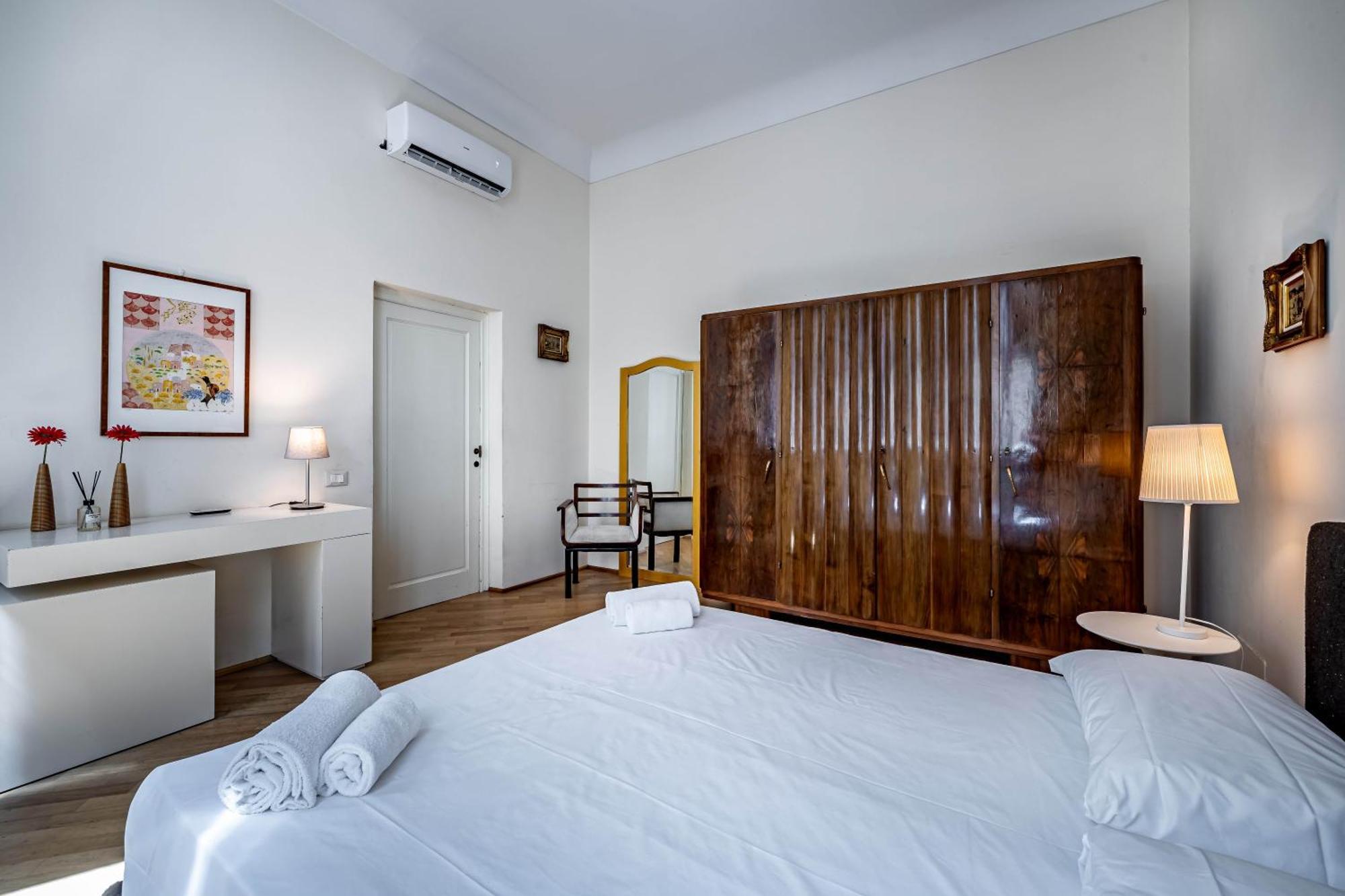Yd Servi Suite Apt Florence Luaran gambar