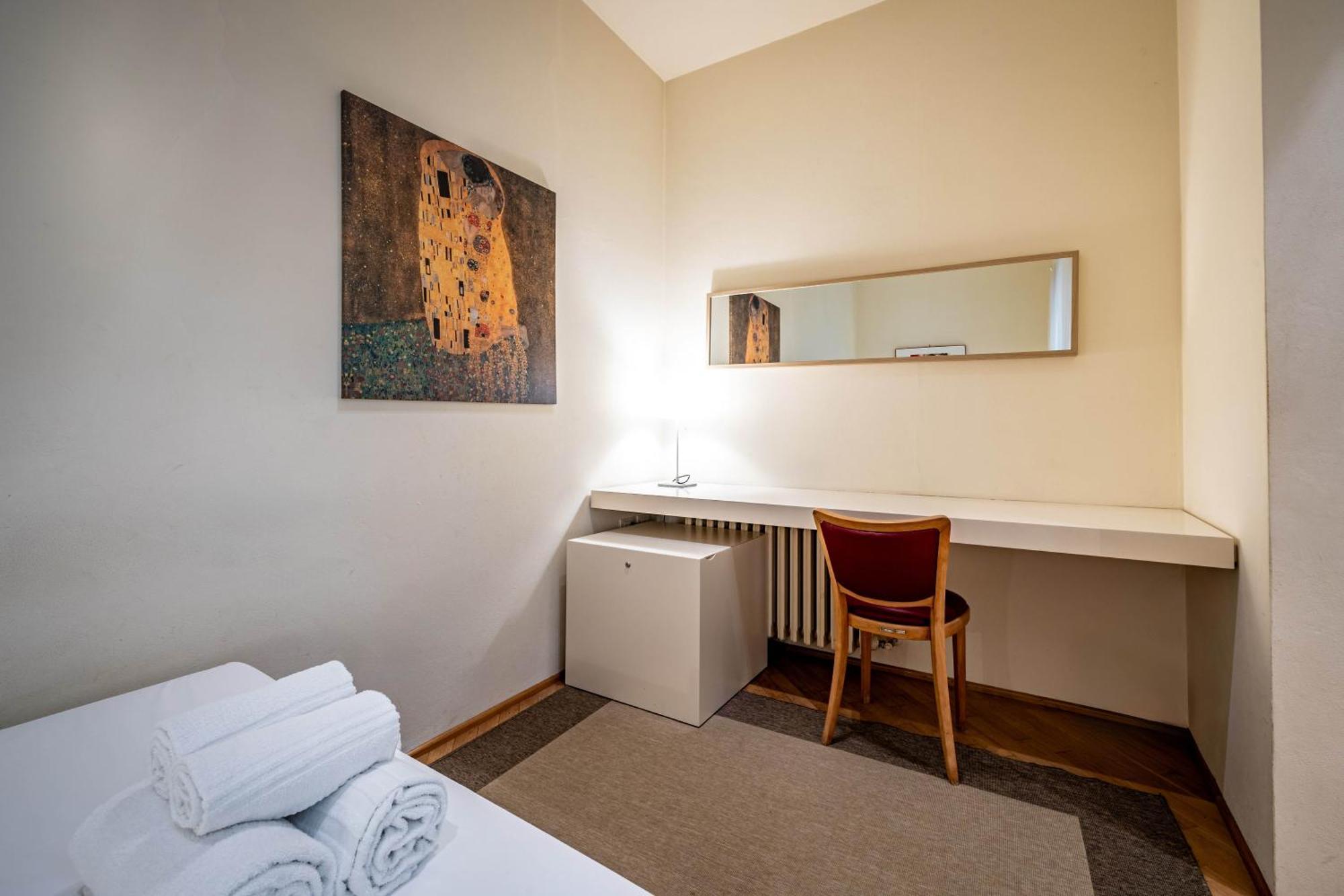 Yd Servi Suite Apt Florence Luaran gambar